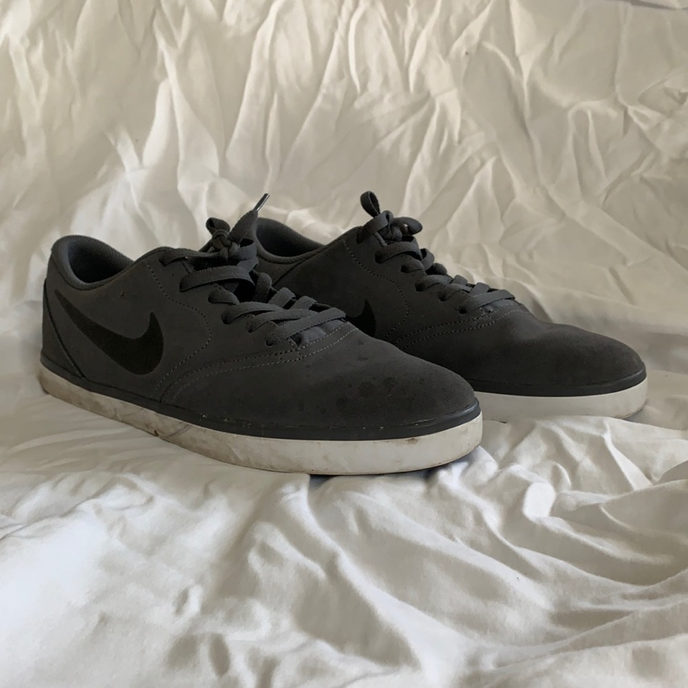 Nike Shoes Size 12 (MENS)